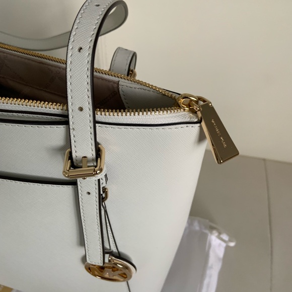 SOLD - Picture 6 of 7